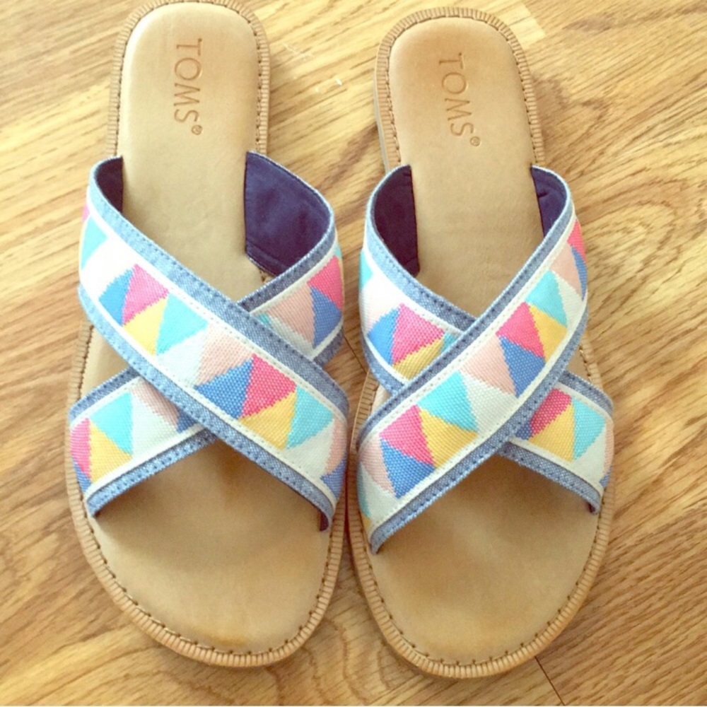 TOMS Viv Crisscross Sandals Slides Sz 8 Multicolor